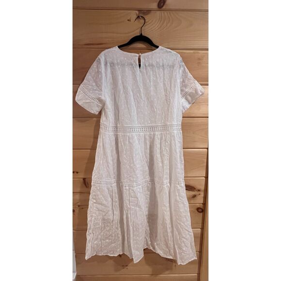 NWT Petal Lush Eyelet Maxi Dress - Picture 3 of 4